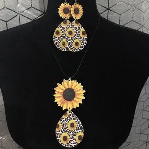 Sunflower Necklace Set